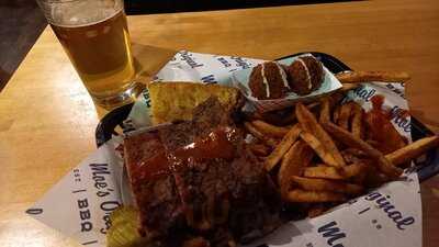 Moe's Original Bar B Que