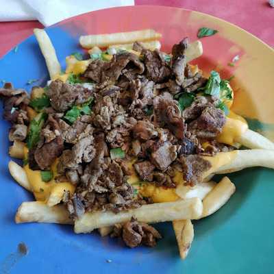 Una Mas Mexican Grill