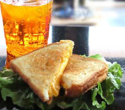 Jezif Fried Chicken And Pizza