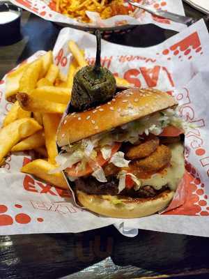 Red Robin Gourmet Burgers