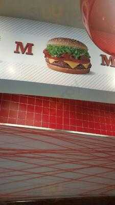 Red Robin Gourmet Burgers