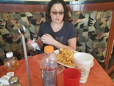 Dink's Deli & Bagels