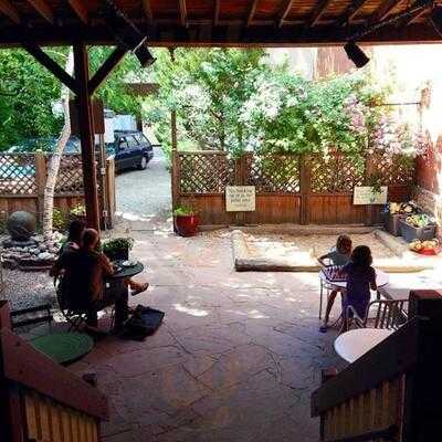 Trident Booksellers & Cafe