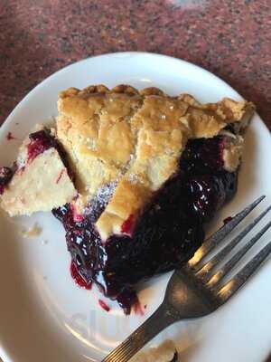 Shari's Cafe And Pies