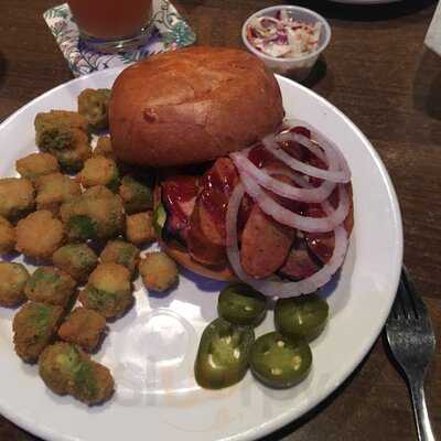 Mo Jeaux's Bar & Grill