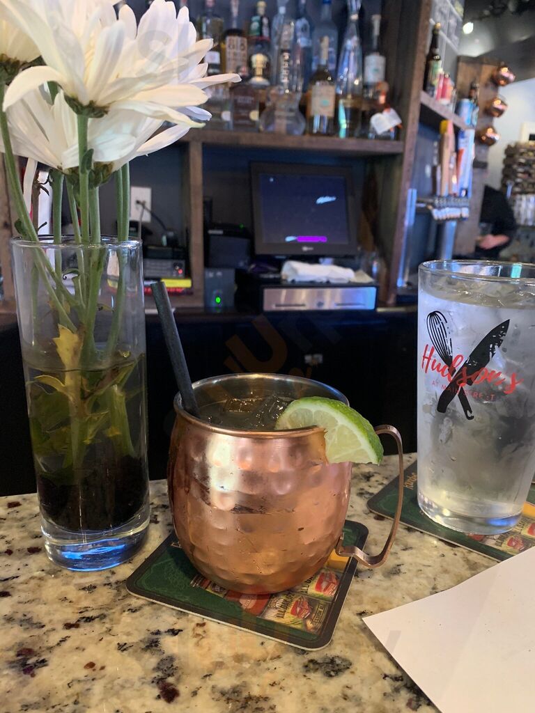 Hudson's At Main Street