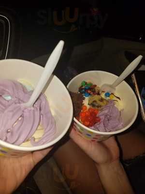 Yo3 Metro Frozen Yogurt