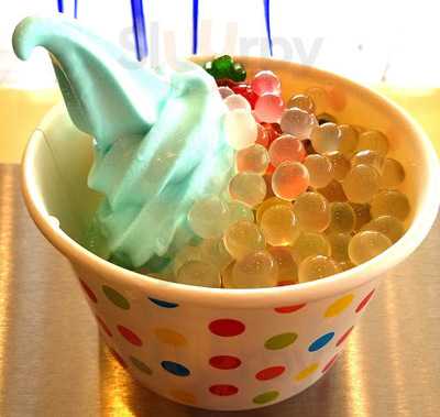 Yo3 Metro Frozen Yogurt