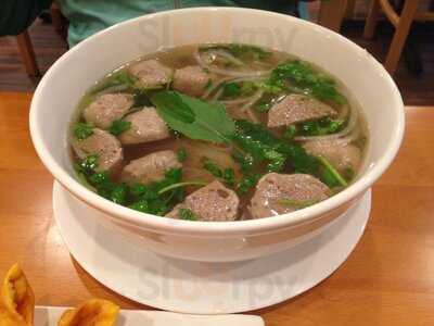 Le's Sushi Bar And Restaurant