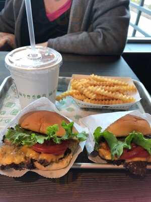 Shake Shack - Las Colinas