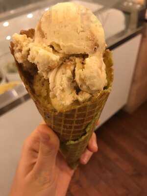 Honeycomb Creamery