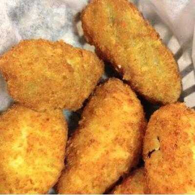 Mr. Wing Sports Grill And Bar