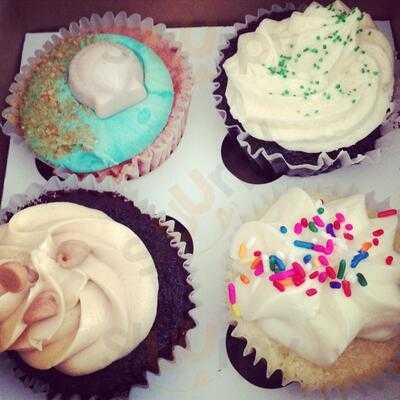 Sweet Reasons Gourmet Cupcakes