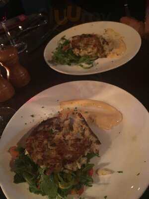 Utopia Bar And Gastropub