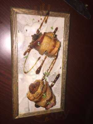 Utopia Bar And Gastropub