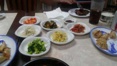 Golden Garden Restaurant And Lounge