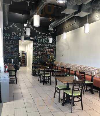 Lisa's Cafe & Bakery