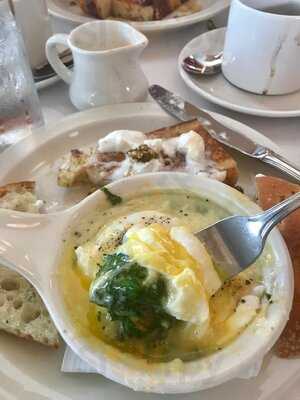 Woodford Food & Beverage