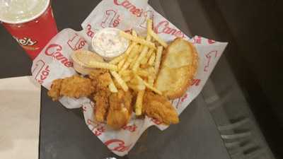 Raising Cane's Chicken Fingers