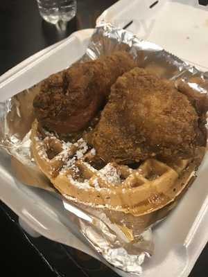 Bk' Chicken And Waffles Downtown