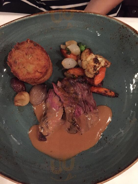 Broadmoor Bistro