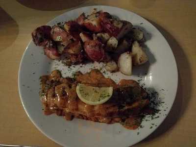 Catfish Willy's Seafood & Crab Shack