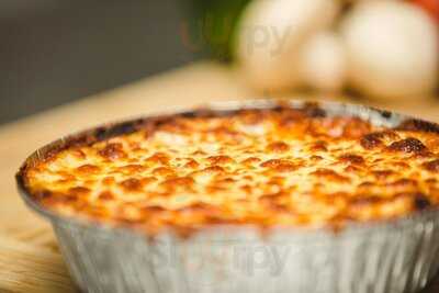 La Bella Pizza Hillside