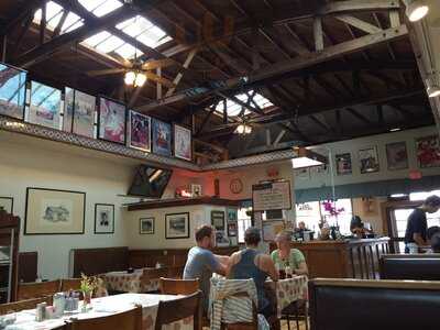 Domingo's Cafe