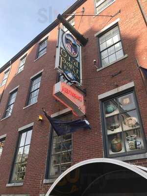 Old Port Tavern