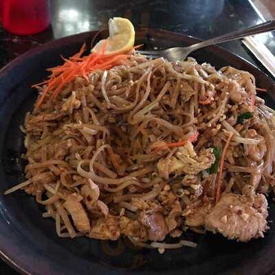 Thai & Japanese Kitchen