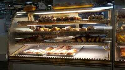 Alvaro's Pastry Shop And Deli