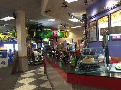 Chuck E. Cheese