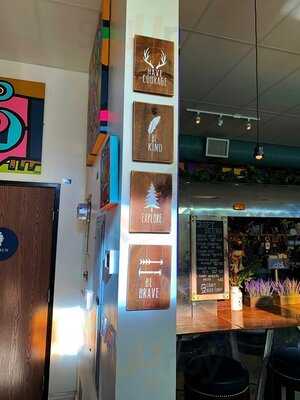 Basecamp And High Horse Dinette