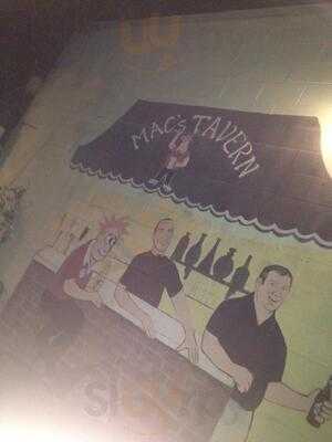 Mac's Tavern