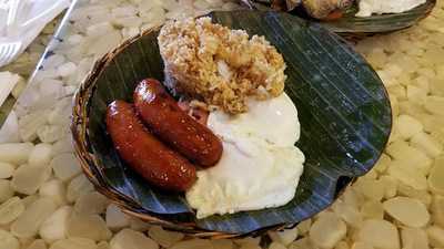 Bagnet Filipino Restaurant And Bakery