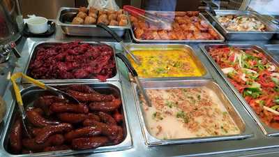 Bagnet Filipino Restaurant And Bakery