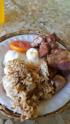 Bagnet Filipino Restaurant And Bakery