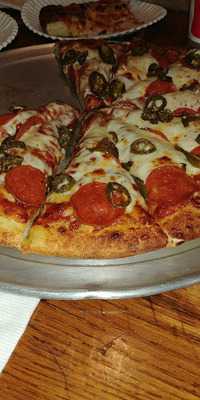 Rusty's Pizza Parlor