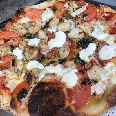 Fratelli's Corner Crust Pizzeria