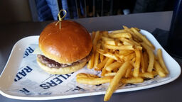 Railers Sports Tavern