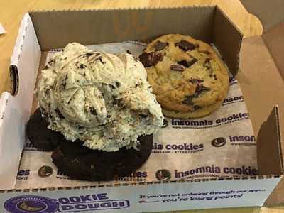 Insomnia Cookies