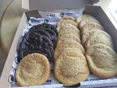 Insomnia Cookies