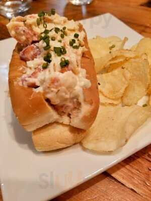 Maine Oyster Company