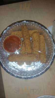 Giovanni's Pizza & Grill