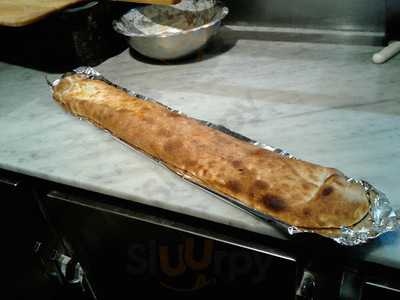 Giovanni's Pizza & Grill