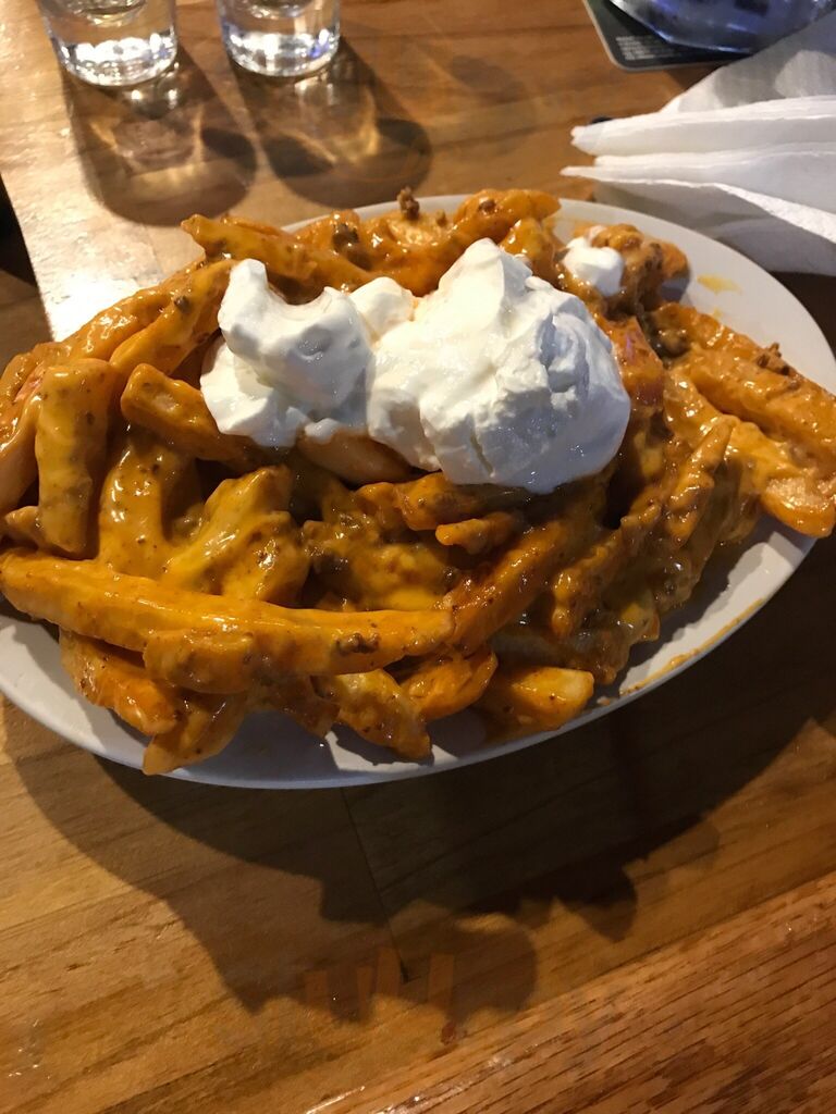 Bs Jones Pub & Grill