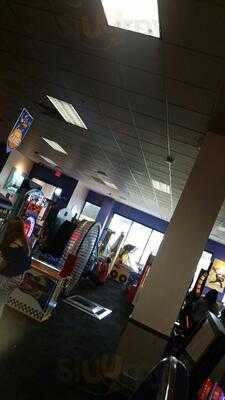 Chuck E. Cheese