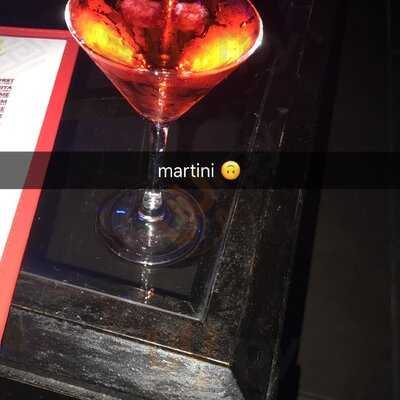 Crowne Hookah Restaurant And Lounge