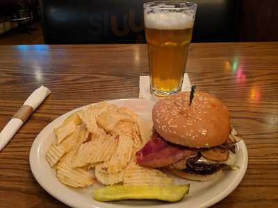 Banfield's Bar And Grill