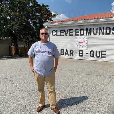 Edmunds Bar-b-que